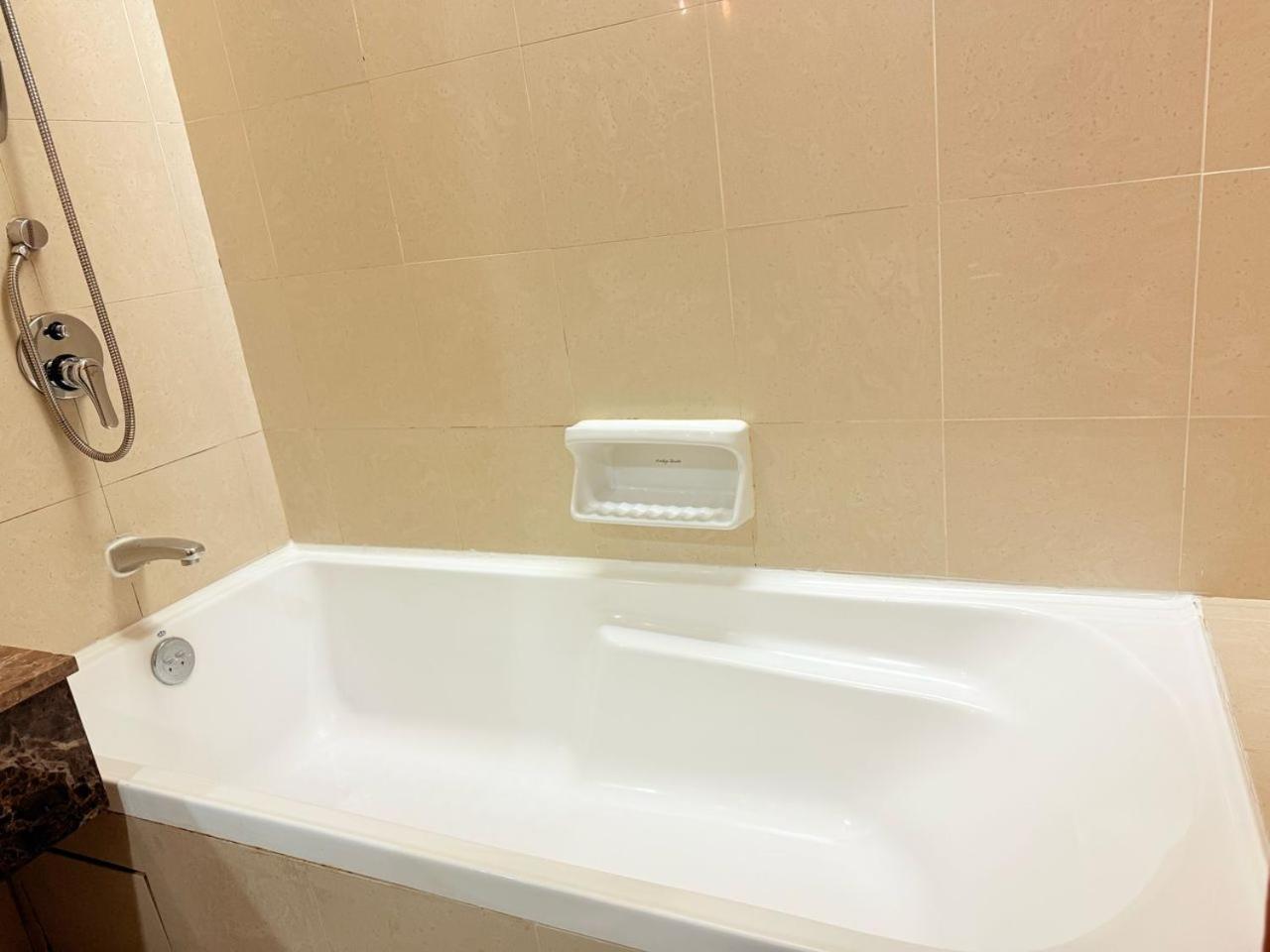 Raintree Home Resort Suites At Bander Sunway Pyramid Hotel Tower Petaling Jaya Esterno foto